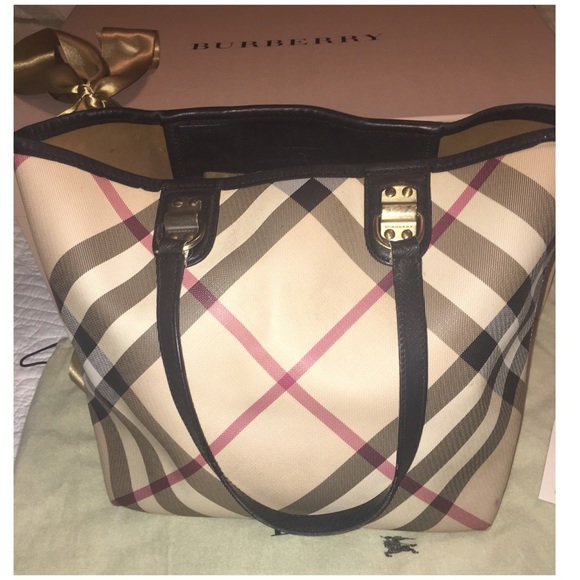 Burberry Handbags - BURBERRY Vintage Nova Check Tote Box & Dust Bag
